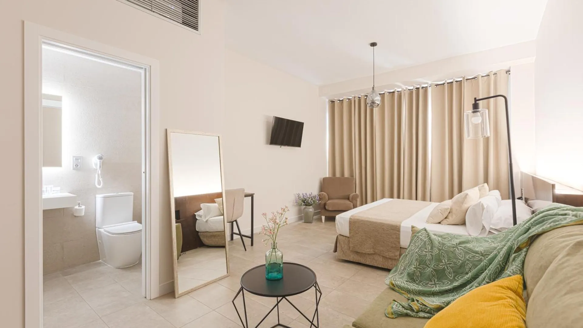 סביליה Aacr Hotel Monteolivos ספרד