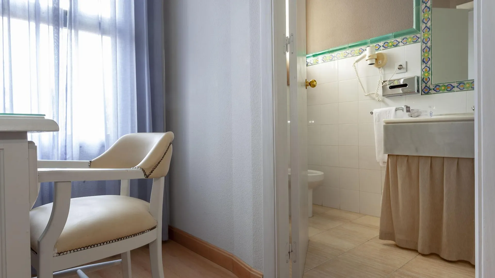 Aacr Hotel Monteolivos Sewilla 3*,  Hiszpania