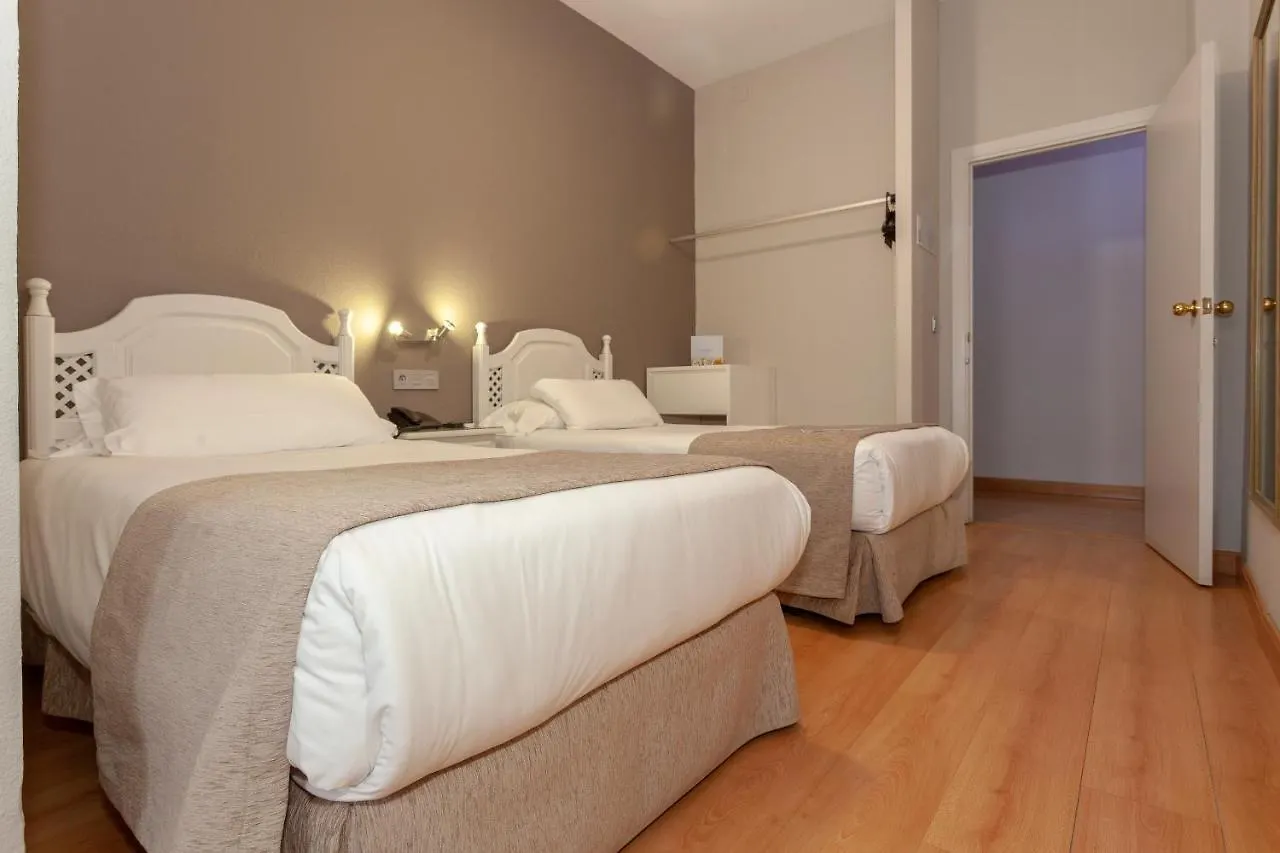 Aacr Hotel Monteolivos Sewilla