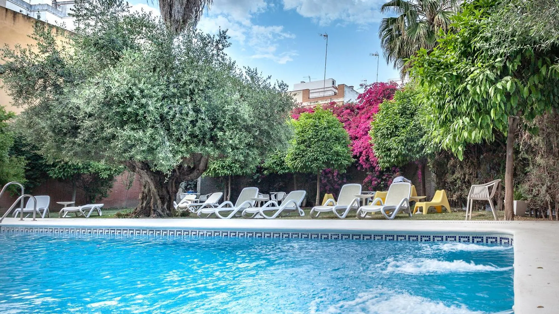 AACR Hotel Monteolivos Sevilla